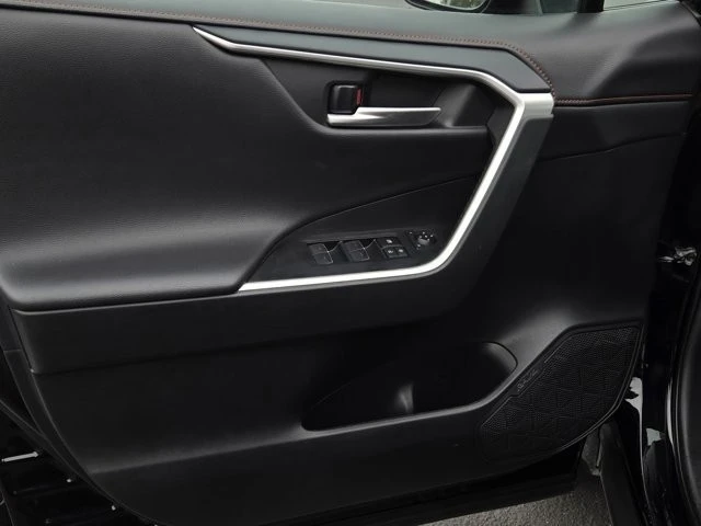 2024 Toyota RAV4 5th Gen - Image 9 of 12