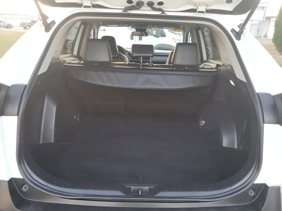 2024 Toyota RAV4 5th Gen - Image 8 of 12