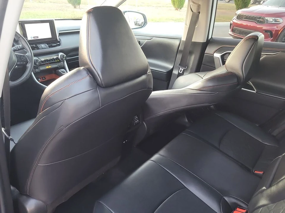 2024 Toyota RAV4 5th Gen - Image 10 of 12