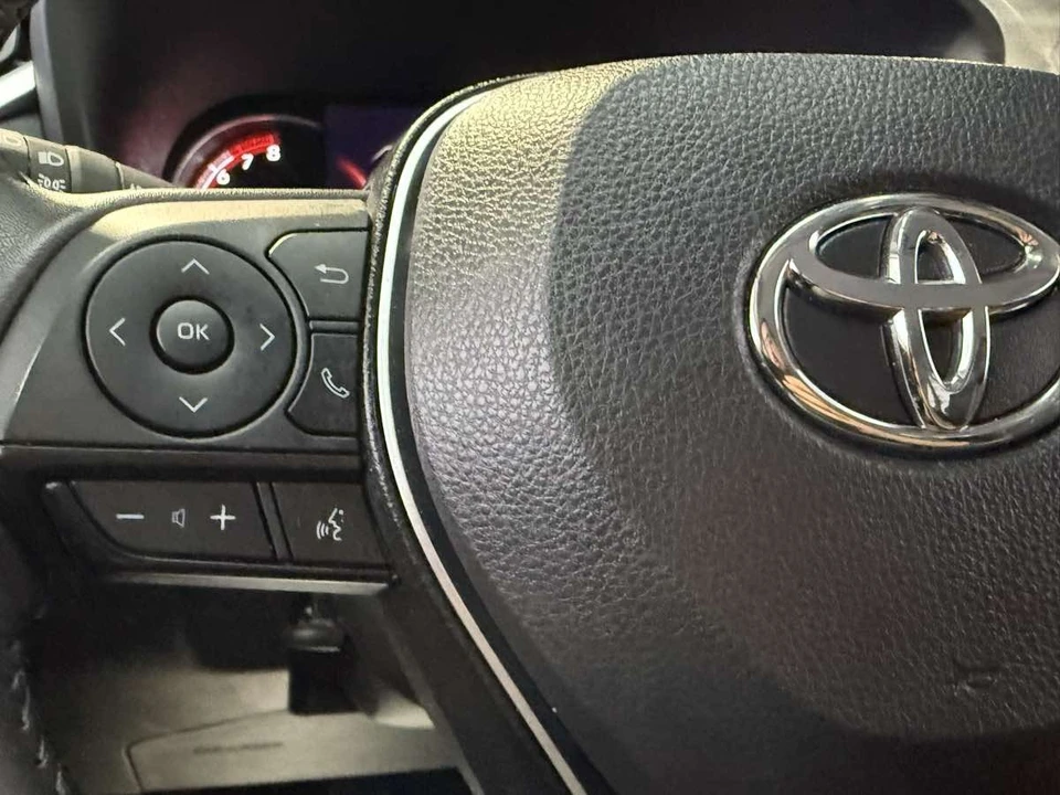 2024 Toyota RAV4 5th Gen - Image 18 of 21
