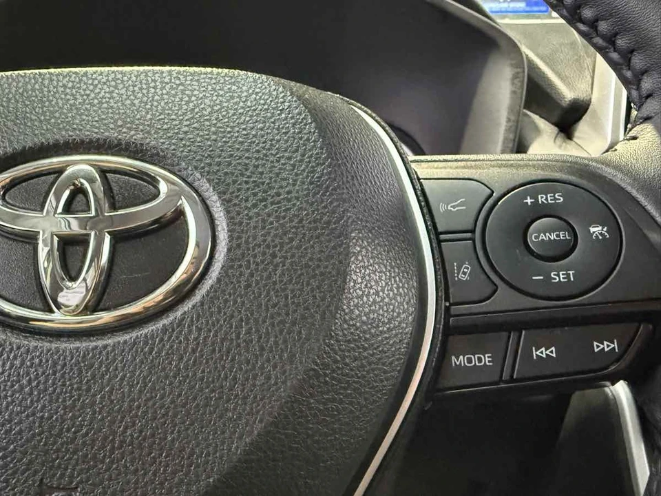 2024 Toyota RAV4 5th Gen - Image 17 of 21