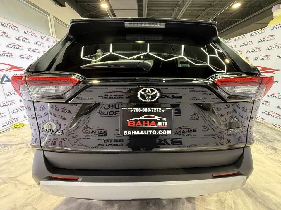 2024 Toyota RAV4 5th Gen - Image 8 of 21