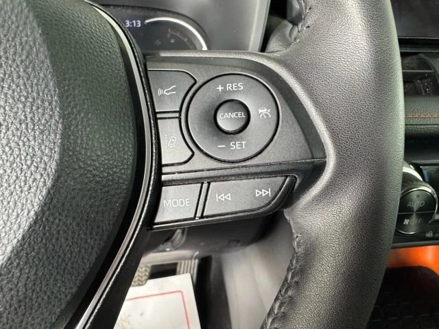 2024 Toyota RAV4 5th Gen - Image 17 of 21