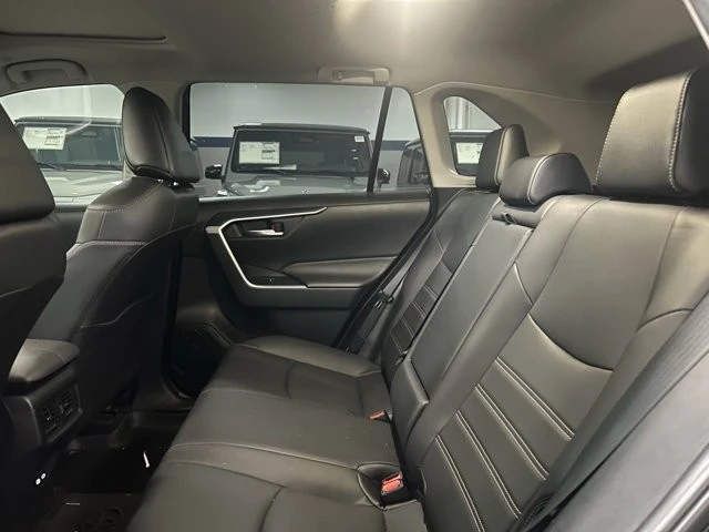 2024 Toyota RAV4 5th Gen - Image 5 of 12