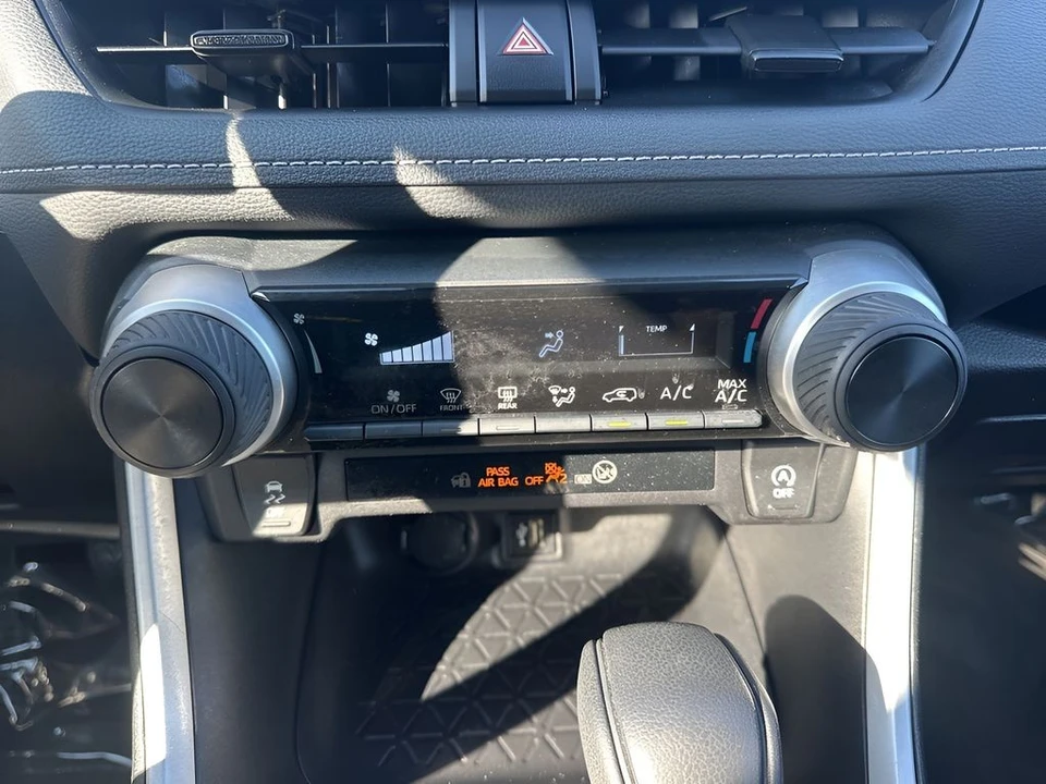 2024 Toyota RAV4 5th Gen - Image 17 of 21