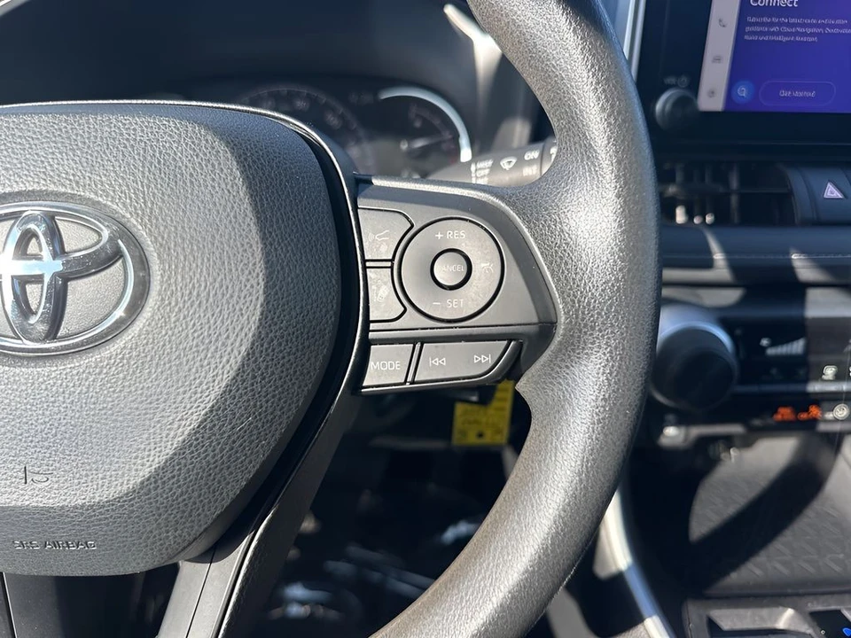 2024 Toyota RAV4 5th Gen - Image 14 of 21