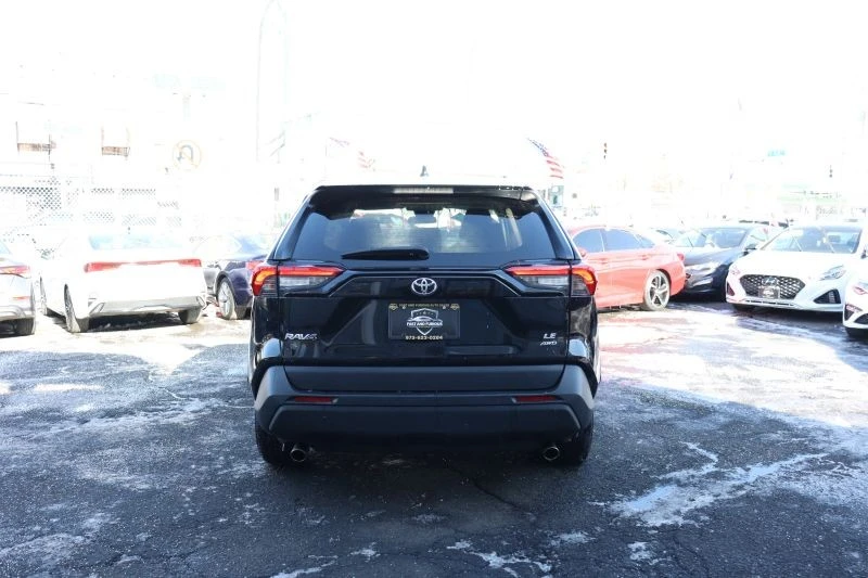2024 Toyota RAV4 5th Gen - Image 6 of 12
