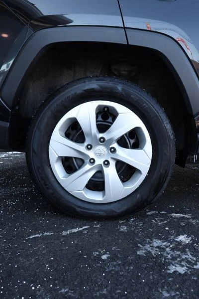 2024 Toyota RAV4 5th Gen - Image 8 of 12