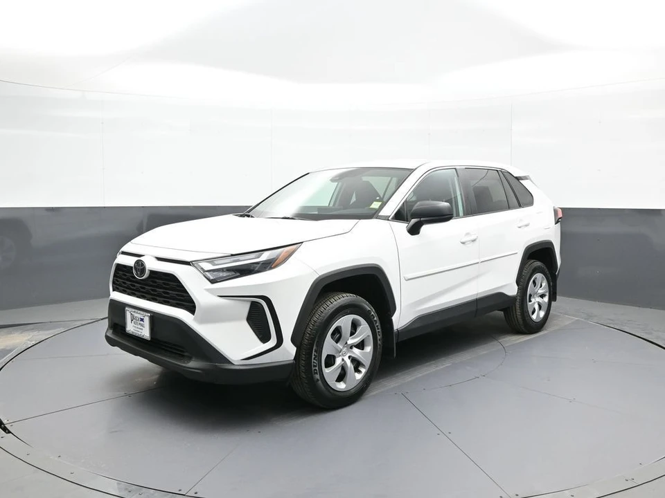 2024 Toyota RAV4 5th Gen - Image 10 of 12