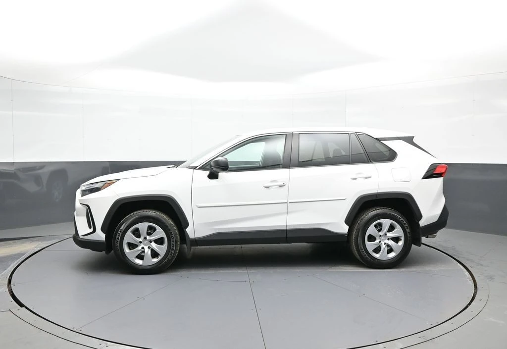 2024 Toyota RAV4 5th Gen - Image 9 of 12