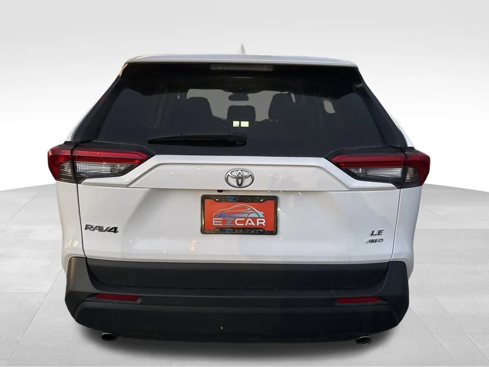 2024 Toyota RAV4 5th Gen - Image 5 of 12