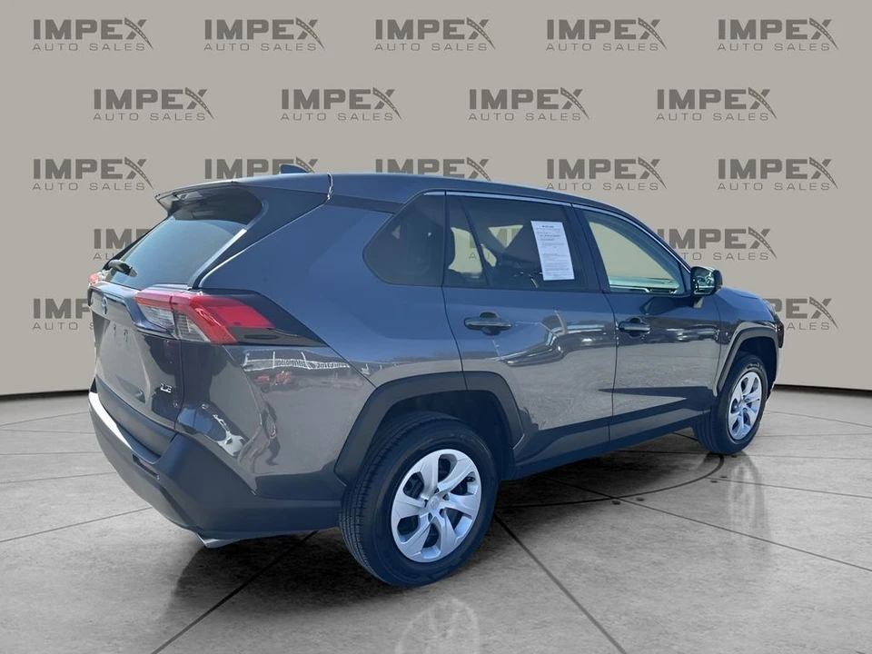2024 Toyota RAV4 5th Gen - Image 5 of 12