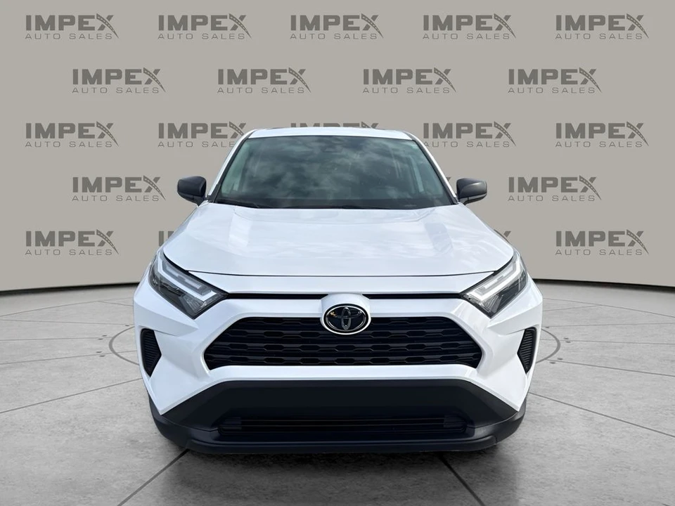 2024 Toyota RAV4 5th Gen - Image 8 of 12