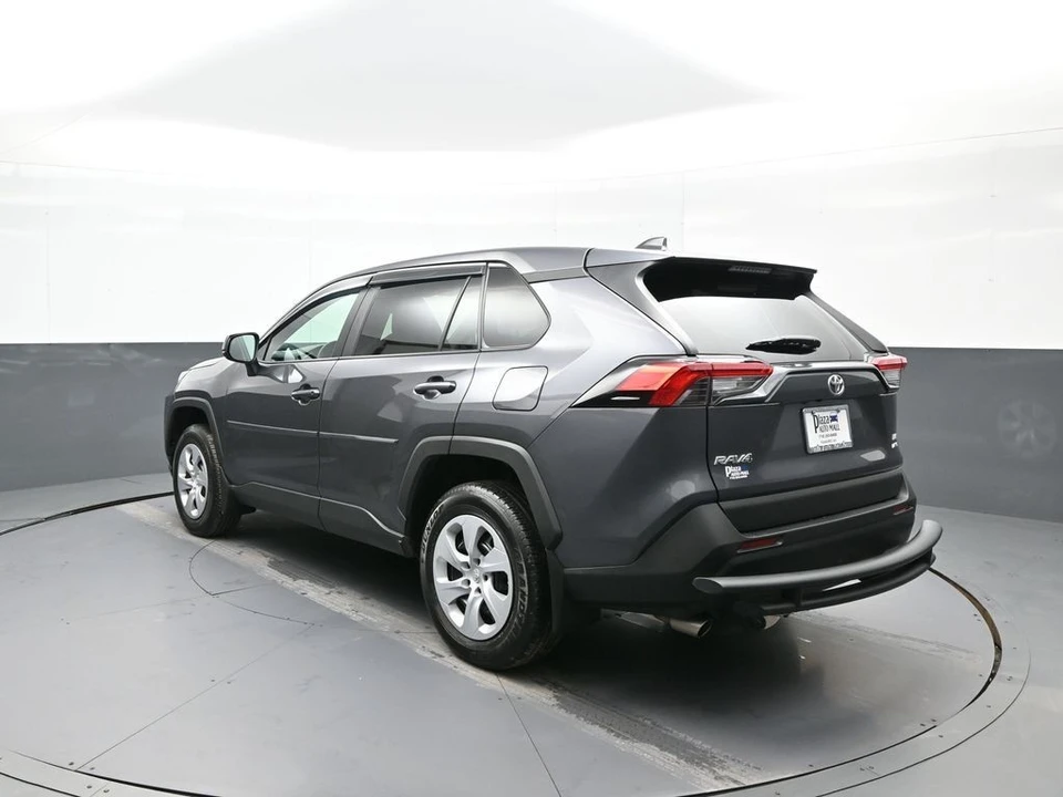 2024 Toyota RAV4 5th Gen - Image 8 of 12