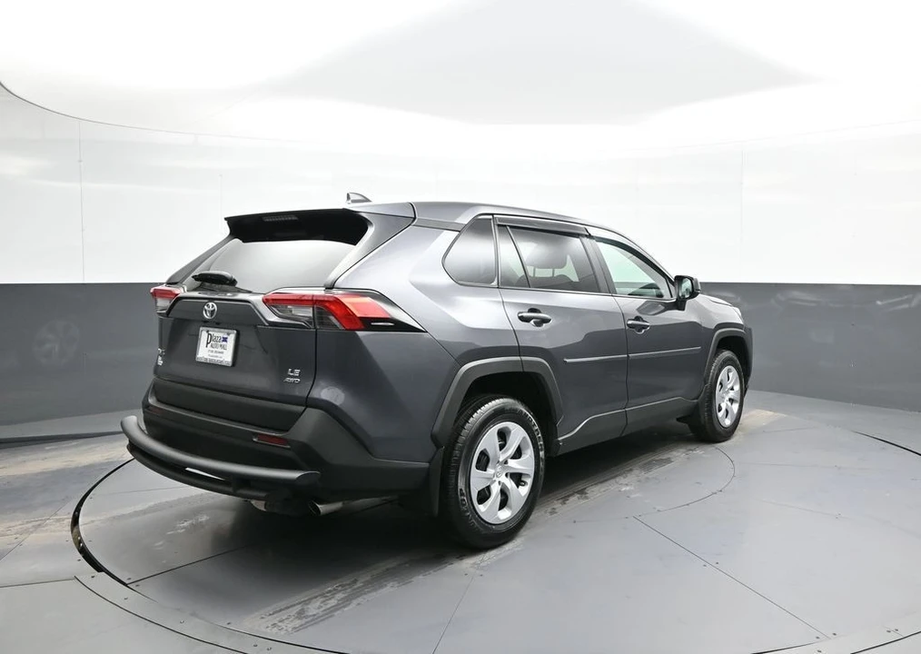 2024 Toyota RAV4 5th Gen - Image 6 of 12