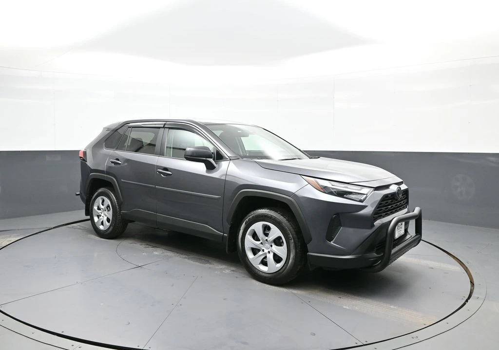 2024 Toyota RAV4 5th Gen - Image 4 of 12