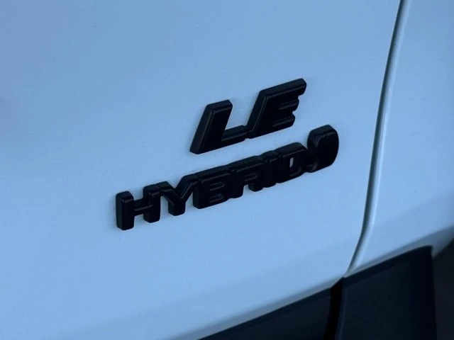 2024 Toyota RAV4 5th Gen - Image 14 of 21