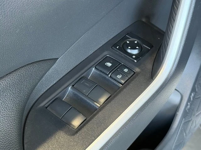 2024 Toyota RAV4 5th Gen - Image 20 of 21