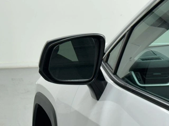 2024 Toyota RAV4 5th Gen - Image 12 of 21