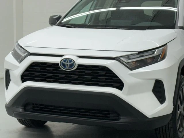 2024 Toyota RAV4 5th Gen - Image 10 of 21