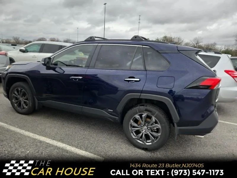 2024 Toyota RAV4 5th Gen - Image 4 of 10
