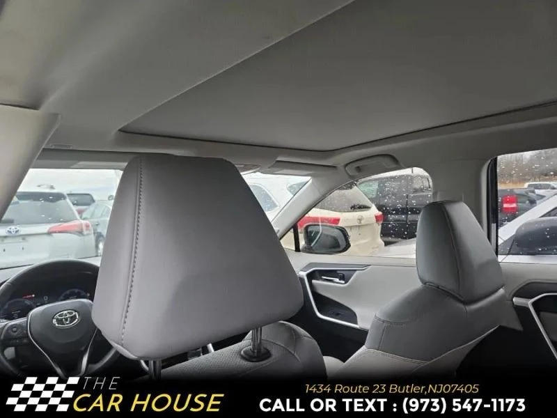 2024 Toyota RAV4 5th Gen - Image 9 of 10
