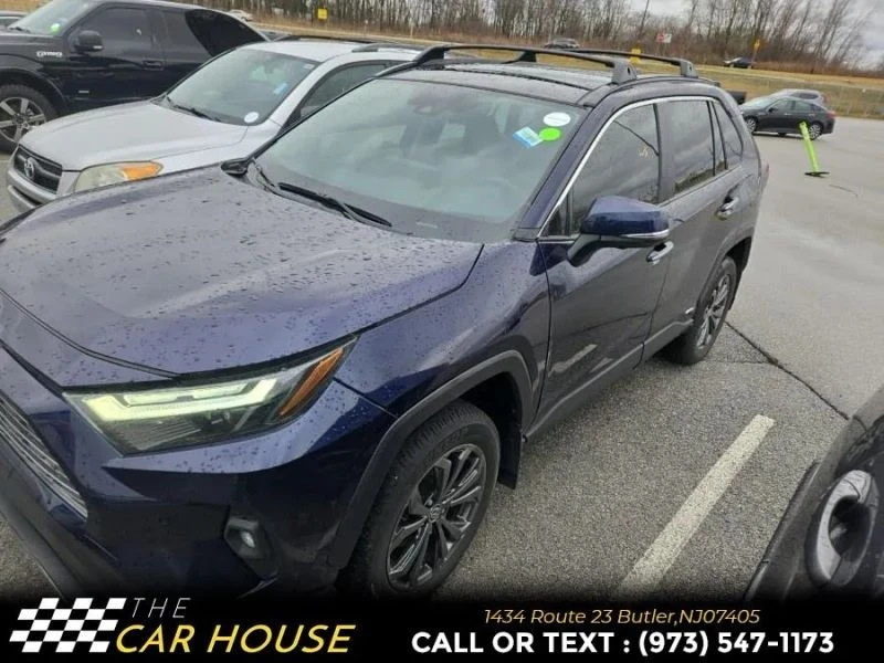 2024 Toyota RAV4 5th Gen - Image 3 of 10