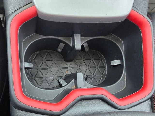 2024 Toyota RAV4 5th Gen - Image 17 of 19