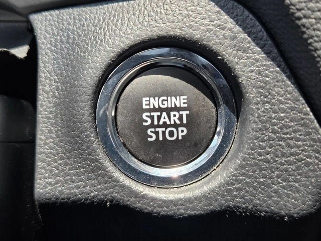 2024 Toyota RAV4 5th Gen - Image 16 of 19