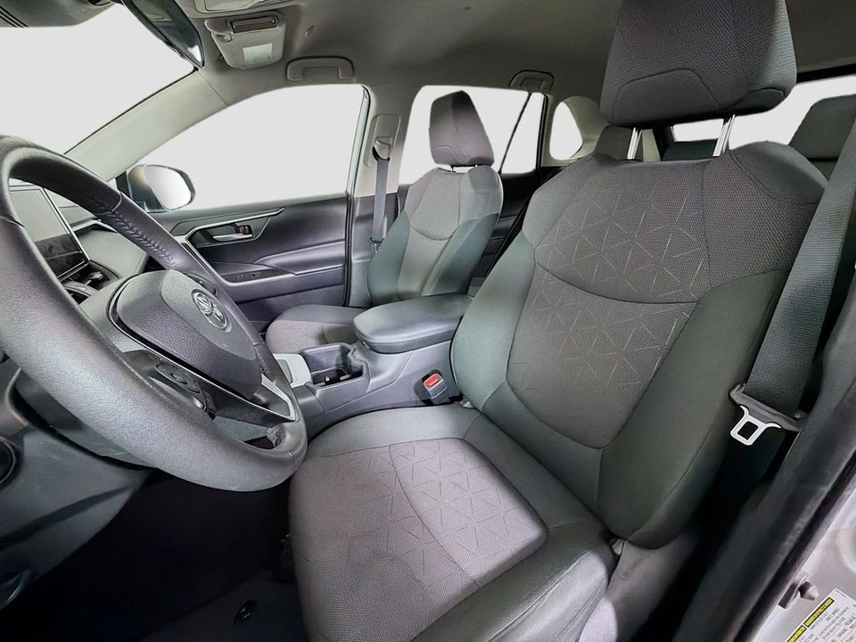 2024 Toyota RAV4 5th Gen - Image 12 of 21