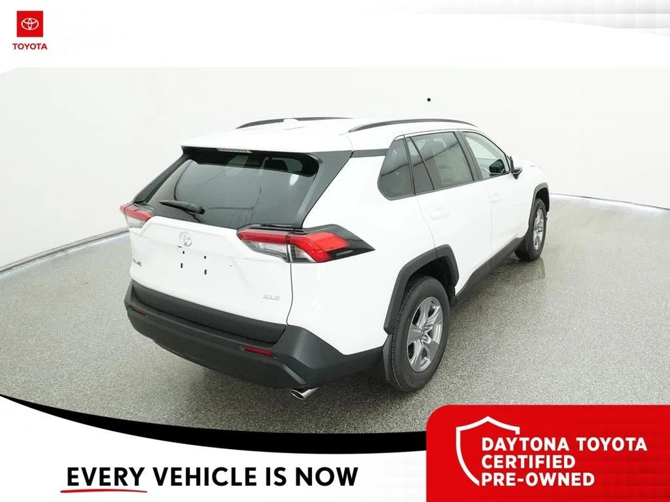 2024 Toyota RAV4 5th Gen - Image 8 of 12