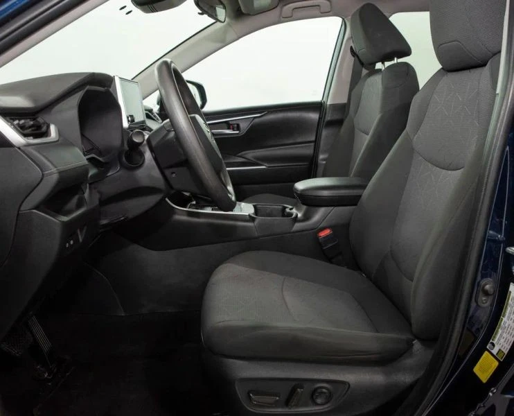 2024 Toyota RAV4 5th Gen - Image 8 of 12