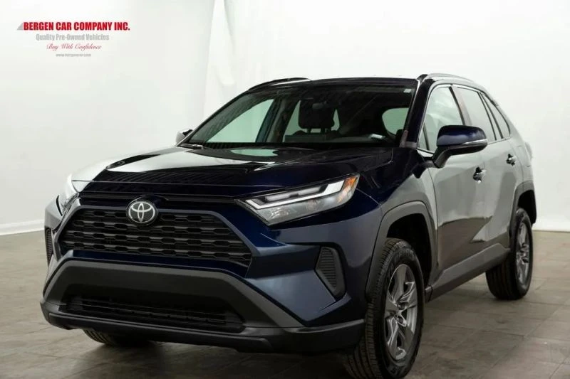 2024 Toyota RAV4 5th Gen - Image 4 of 12
