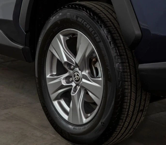 2024 Toyota RAV4 5th Gen - Image 10 of 12