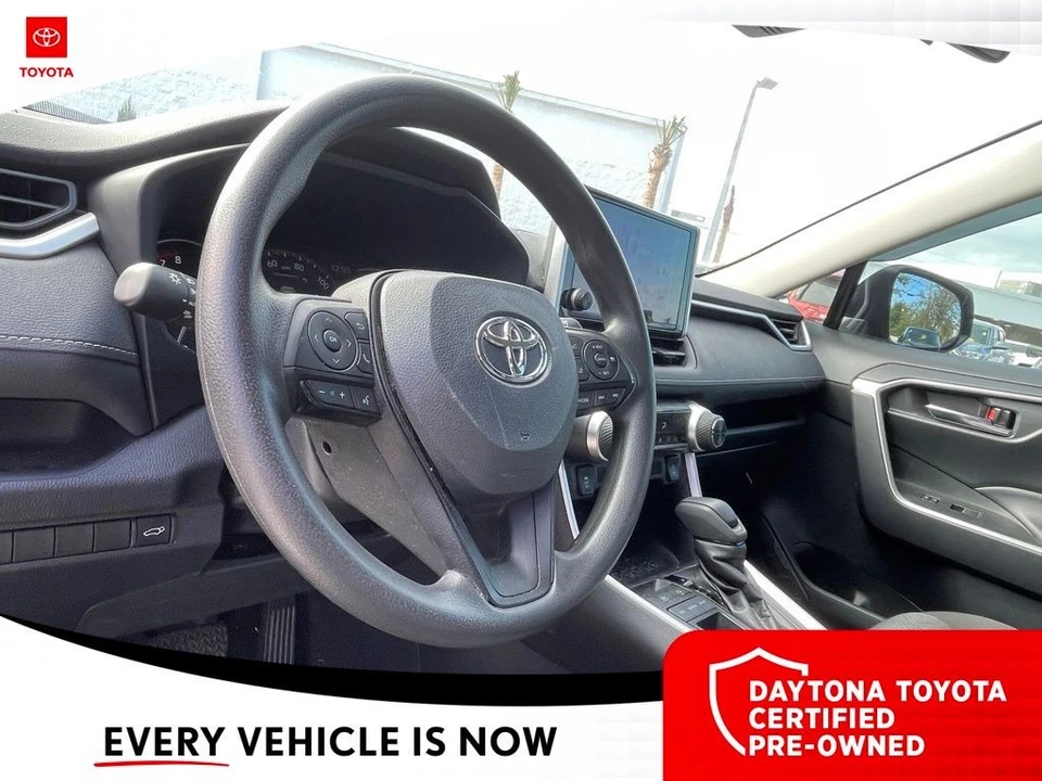 2024 Toyota RAV4 5th Gen - Image 9 of 10