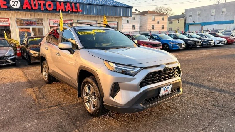 2024 Toyota RAV4 5th Gen - Image 2 of 12