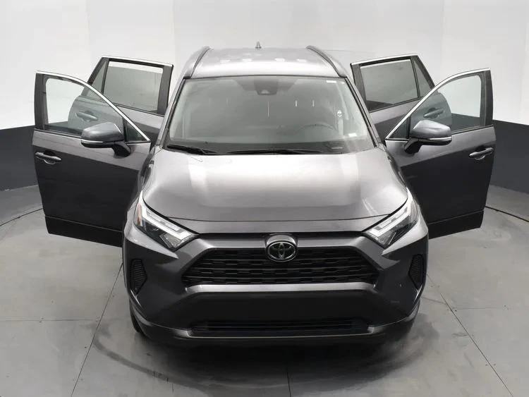 2024 Toyota RAV4 5th Gen - Image 10 of 12