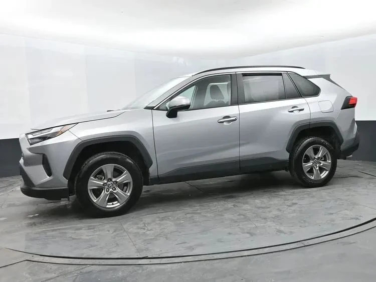 2024 Toyota RAV4 5th Gen - Image 5 of 12