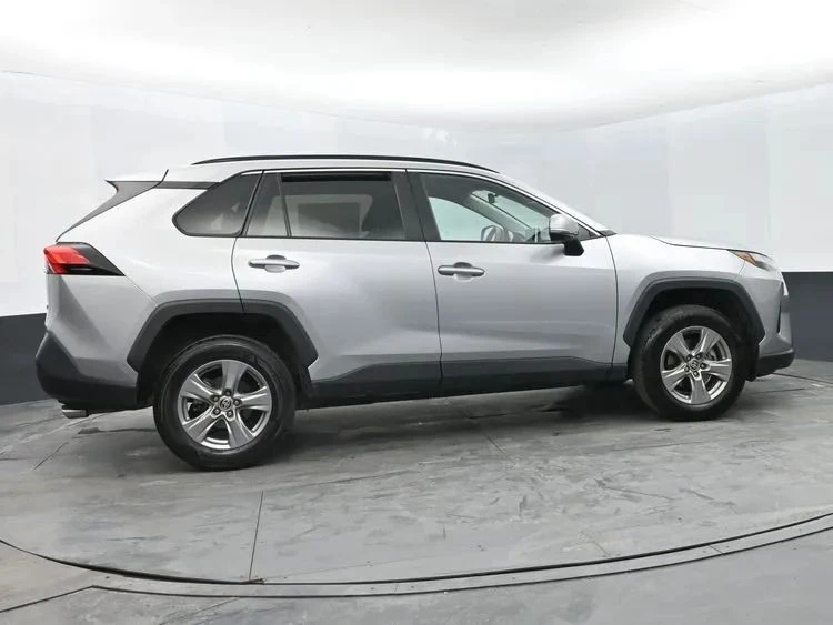 2024 Toyota RAV4 5th Gen - Image 4 of 12