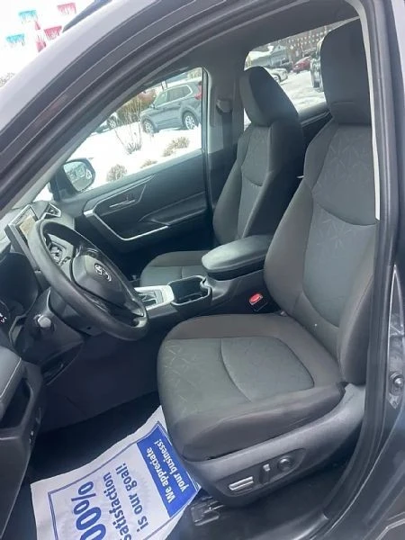 2024 Toyota RAV4 5th Gen - Image 5 of 12