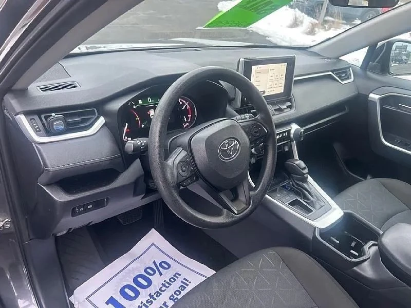2024 Toyota RAV4 5th Gen - Image 6 of 12