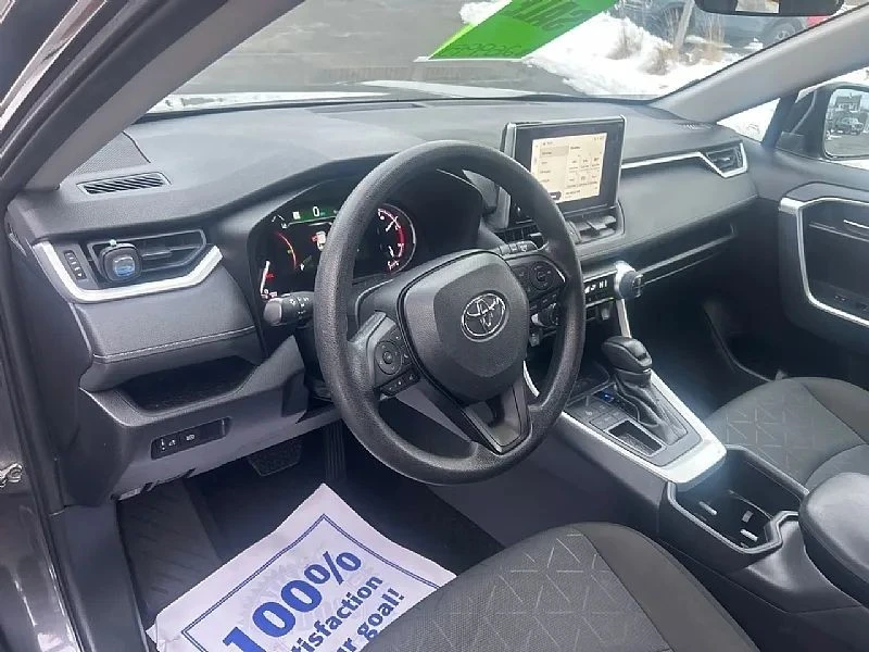 2024 Toyota RAV4 5th Gen - Image 6 of 12