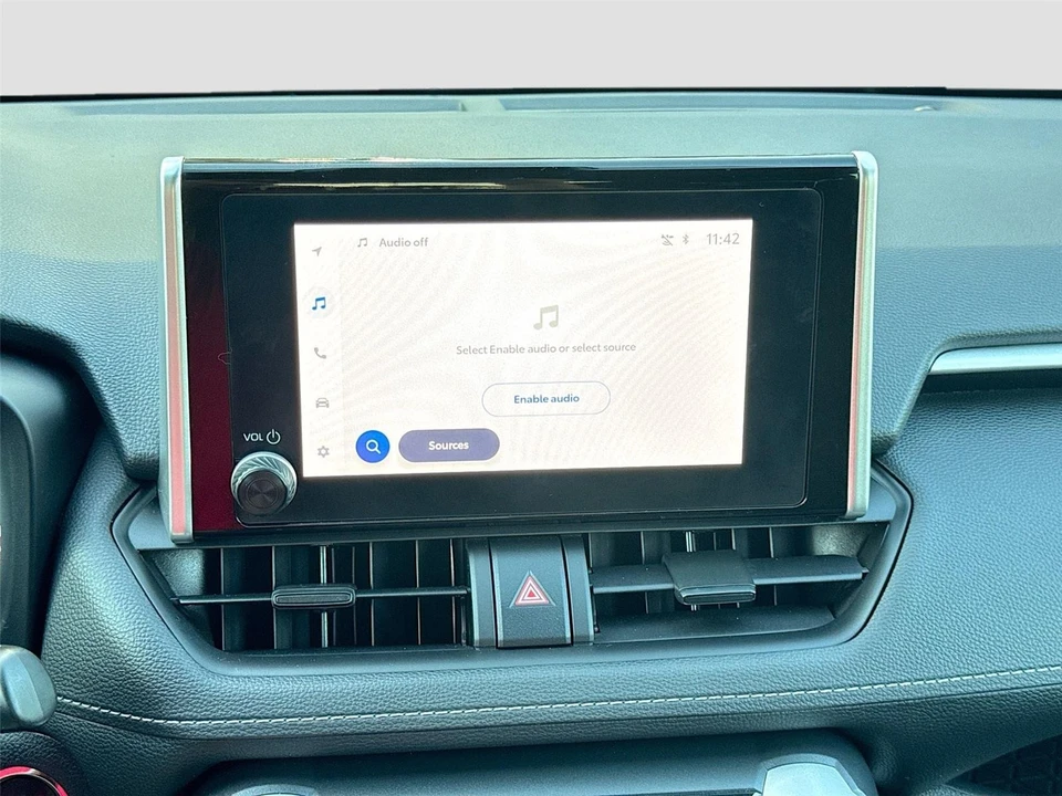 2024 Toyota RAV4 5th Gen - Image 15 of 21