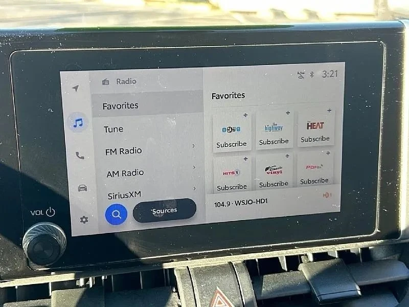 2024 Toyota RAV4 5th Gen - Image 9 of 12