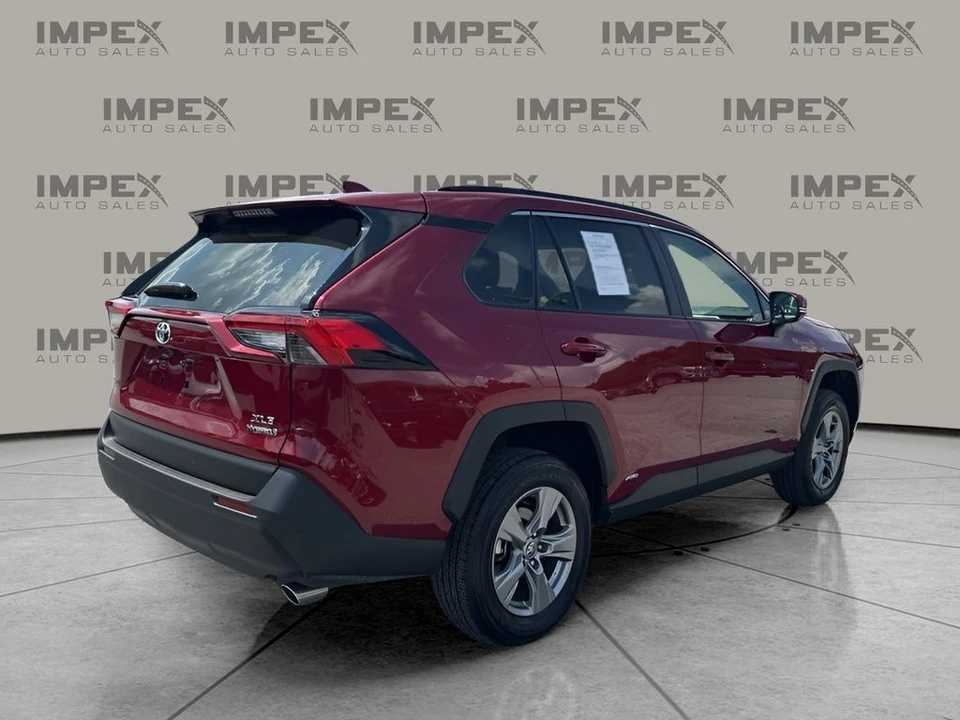 2024 Toyota RAV4 5th Gen - Image 5 of 12