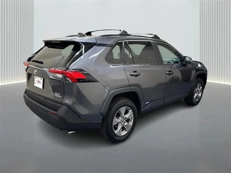 2024 Toyota RAV4 5th Gen - Image 5 of 12