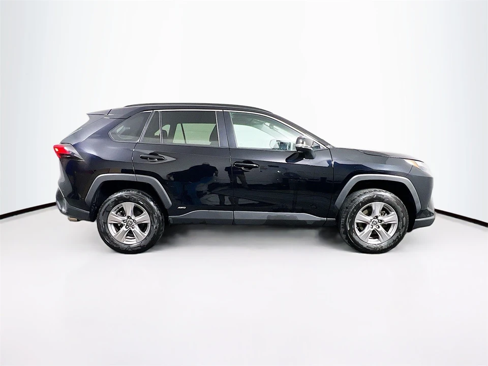 2024 Toyota RAV4 5th Gen - Image 9 of 12