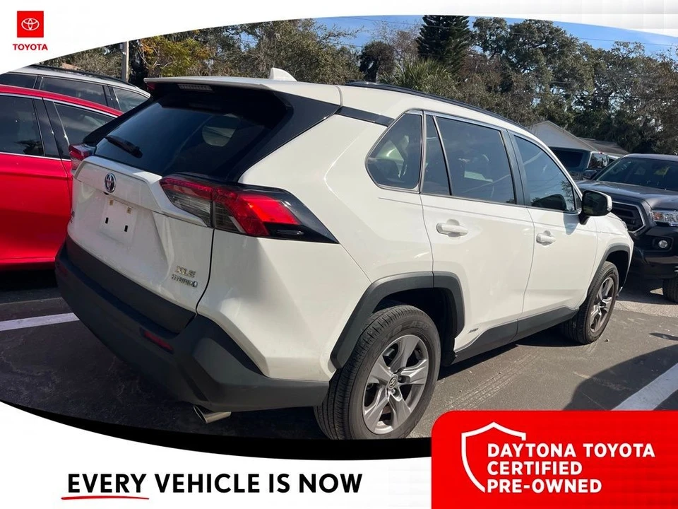 2024 Toyota RAV4 5th Gen - Image 4 of 10