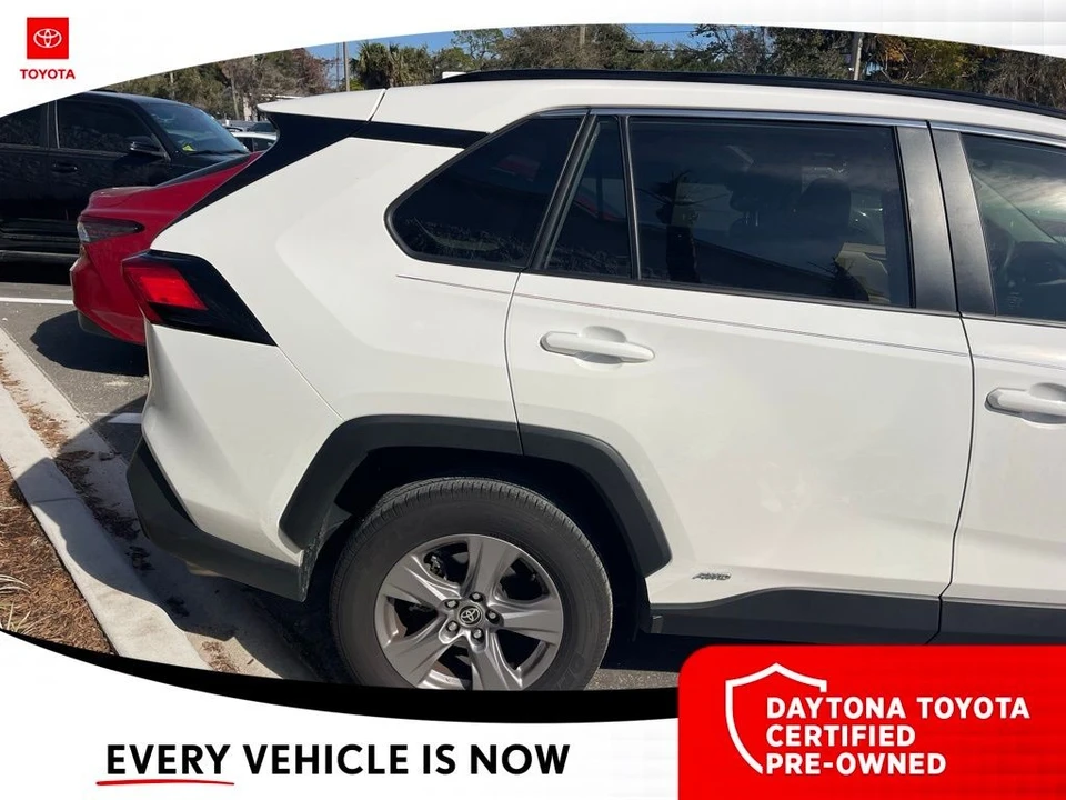 2024 Toyota RAV4 5th Gen - Image 2 of 10