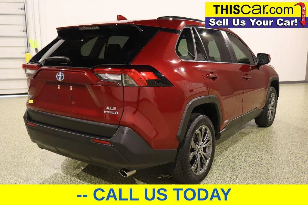 2024 Toyota RAV4 5th Gen - Image 9 of 12